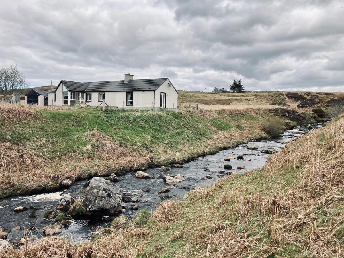 Riverside Cottage Forsinard Экстерьер фото